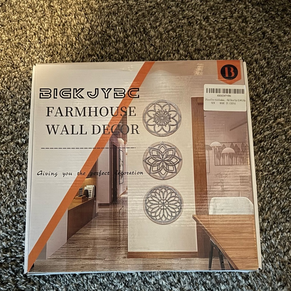 Farmhouse Wall Decor - Elegant Gray Design